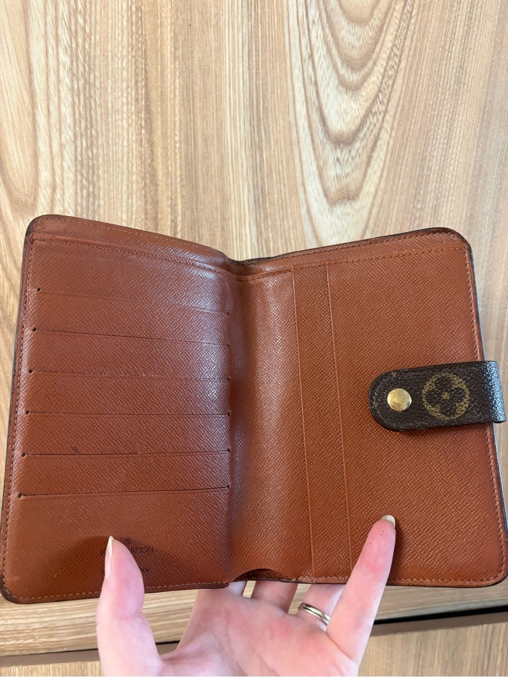 Auth Louis Vuitton monogram passport wallet - Picture 4 of 14